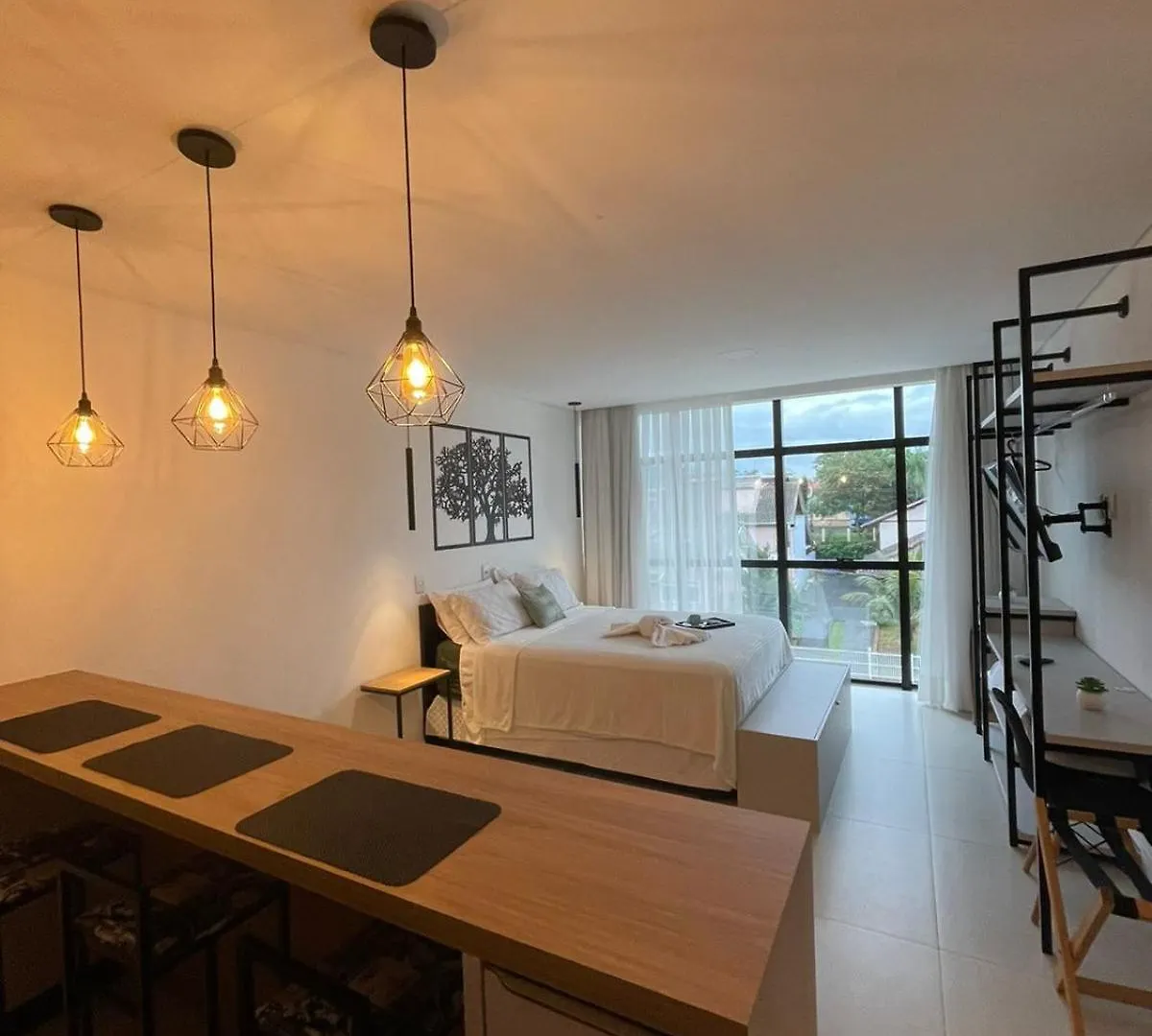 Flat 300 Home Business No Centro De פומרוד